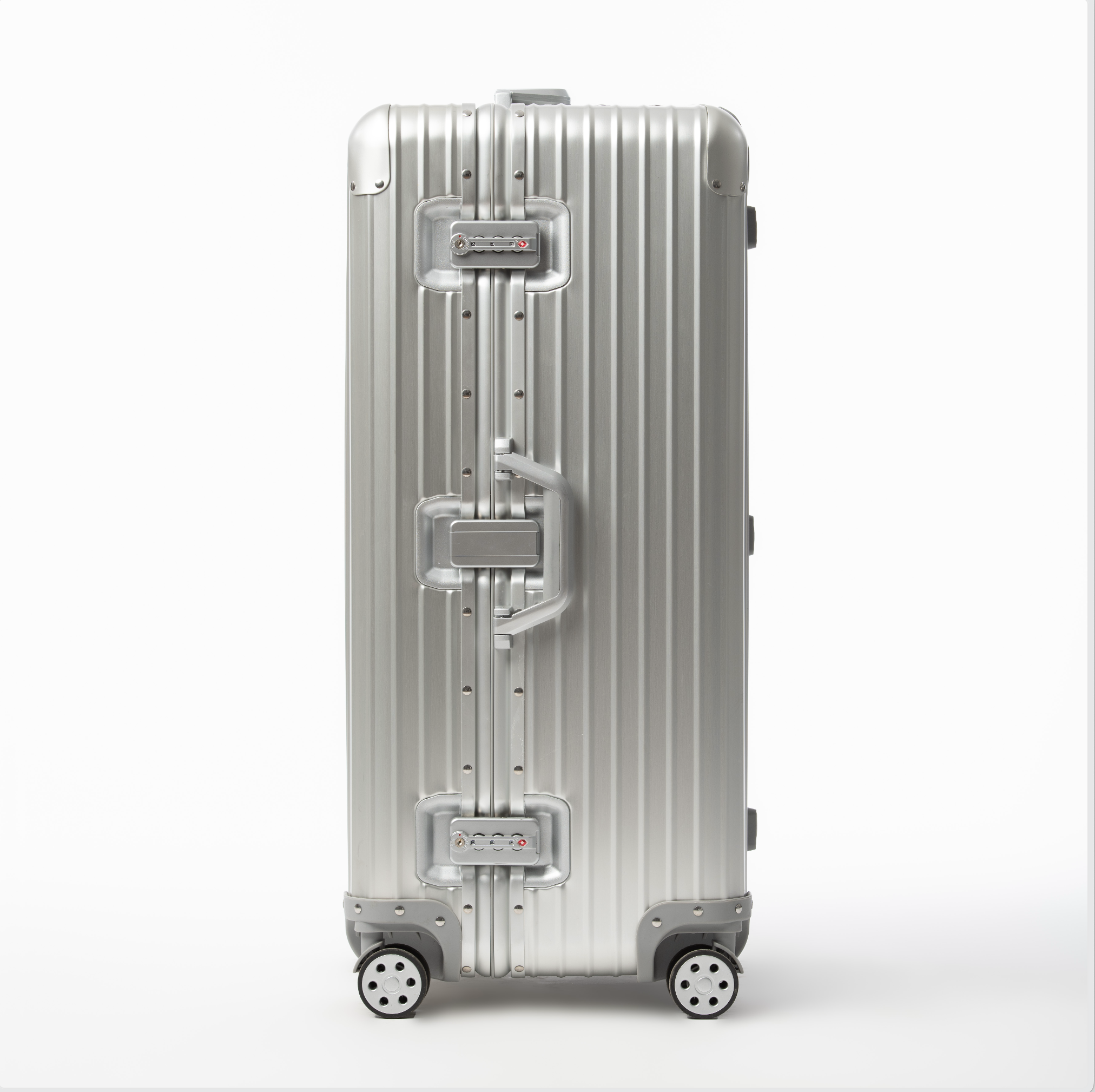 ALUMINIUM SUITCASE