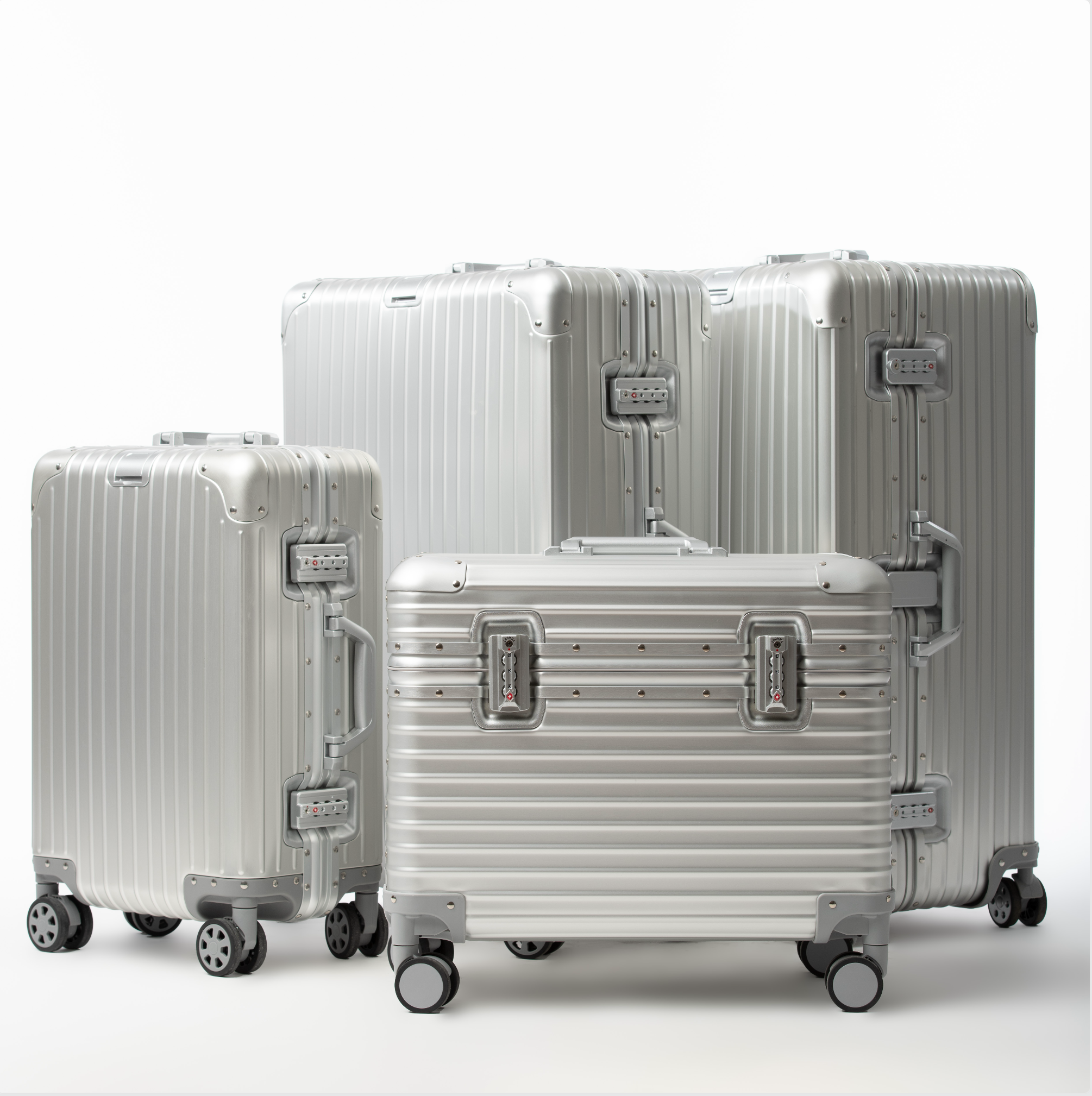 ALUMINIUM SUITCASE